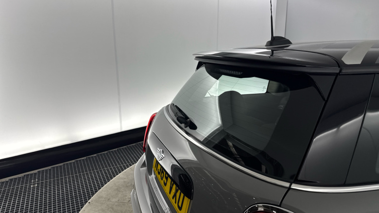 MINI Hatchback 2.0 Cooper S Classic II 3dr Petrol Hatchback